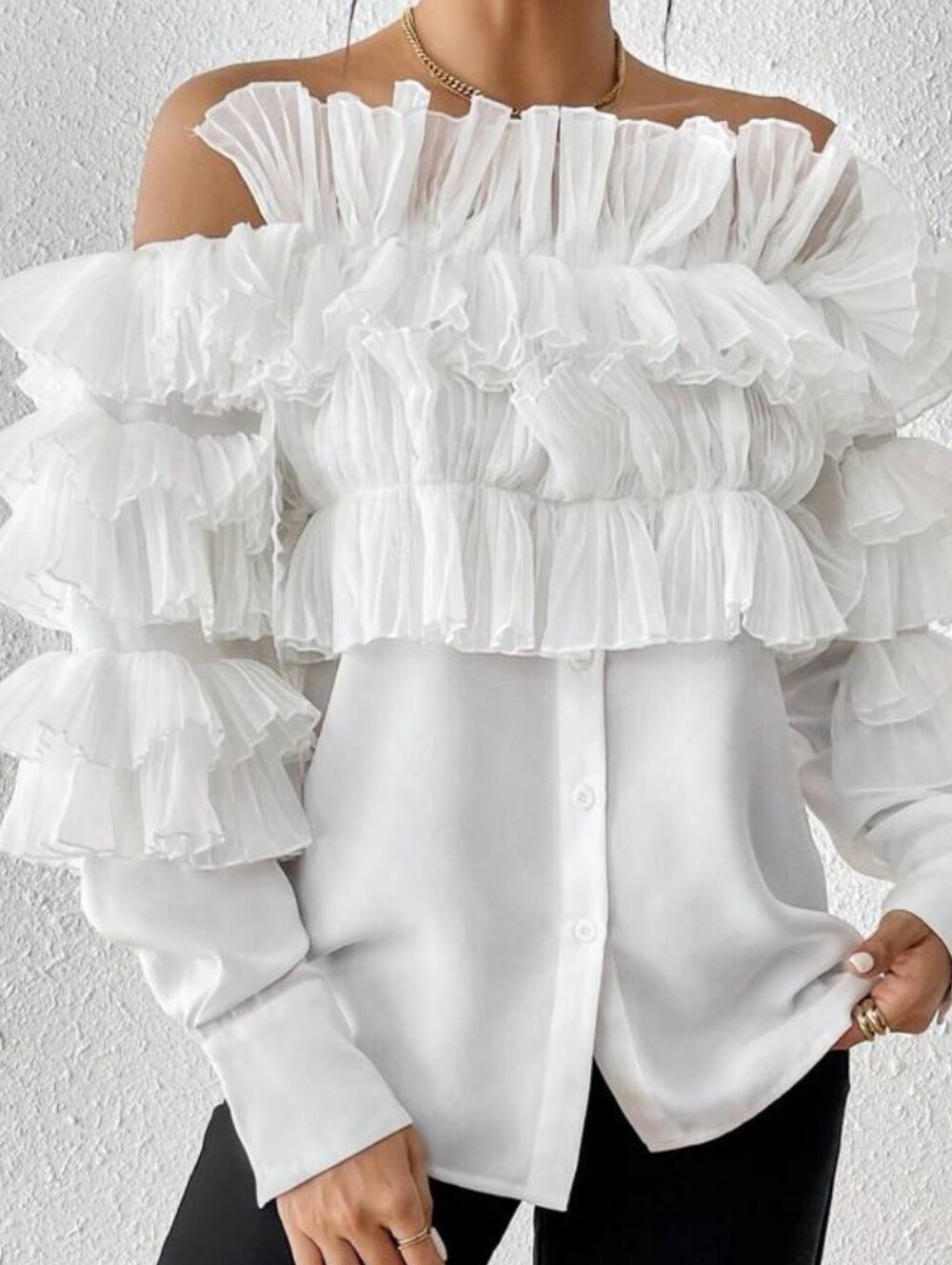 NWT The Vault By Sasha Off-Shoulder White Ruffle Blouse Sz.M